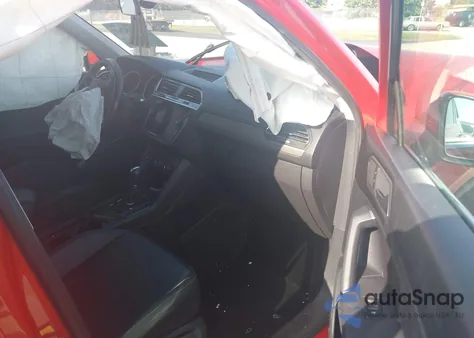 2019 Volkswagen Tiguan 2.0T Se/2.0T Sel/2.0T Sel R-Line/2.0T Sel R-Line Black from USA, damaged, VIN 3VV3B7AX2KM060679